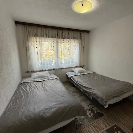 Hidden Gem Apartment Free Parking - Old Town *